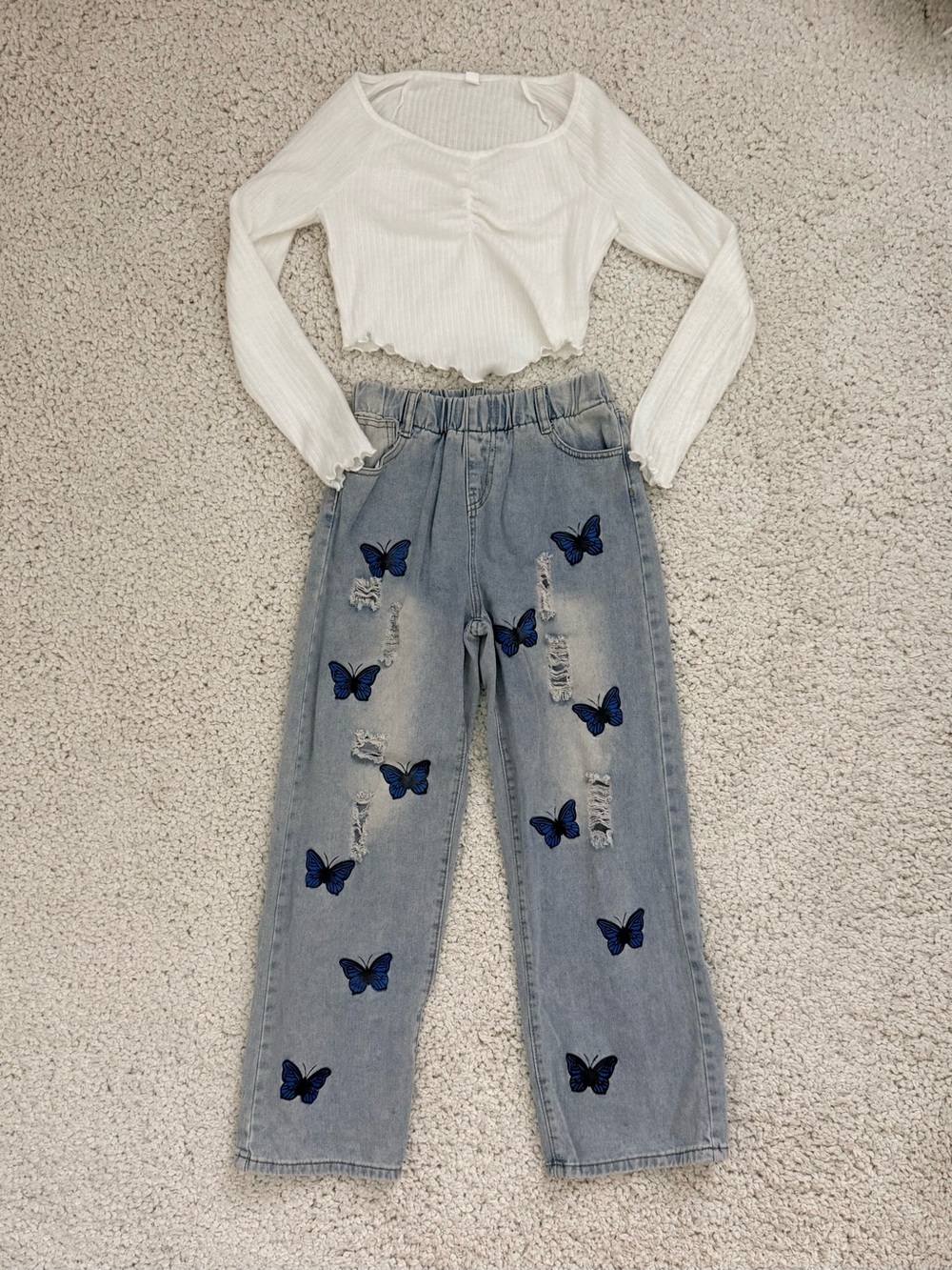 Tween Girls outfit wide leg jeans and crop top
